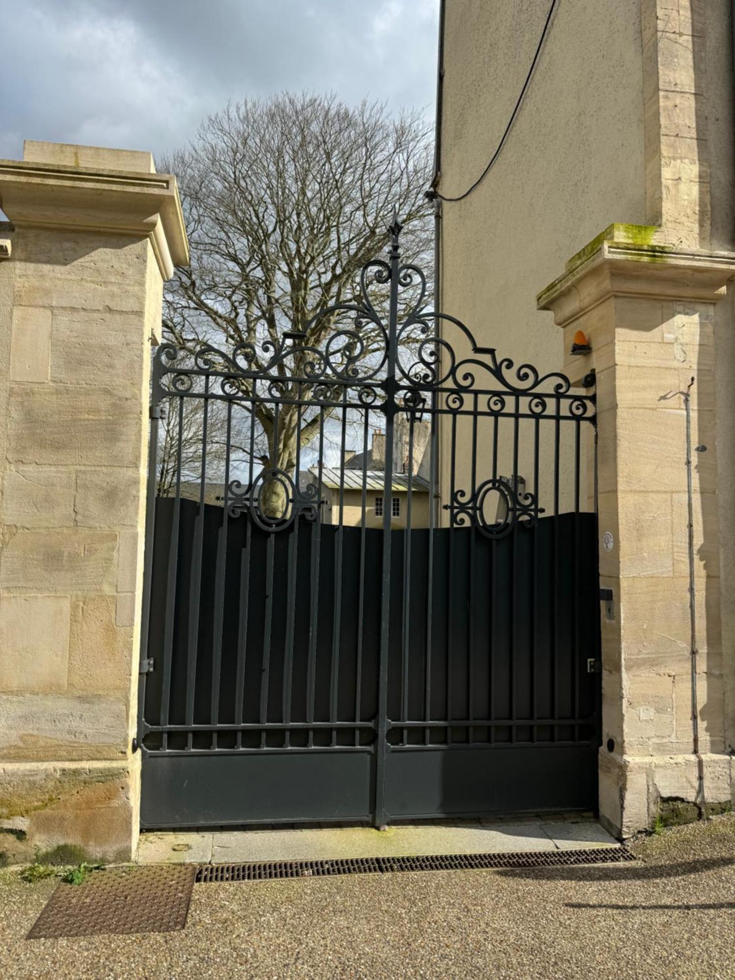 Apartamento Le Hetre Pourpre Bayeux Exterior foto